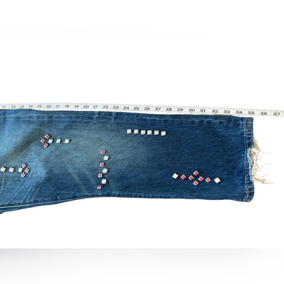 Levi’s 501 Cropped Straight Jeans with Red & White Enamel Studs 🎉host pick !🎉 - Picture 11 of 11